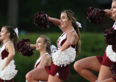 student_life_cheerleaders