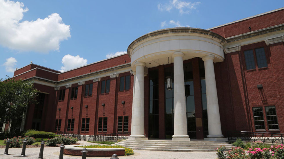 Hinds CC trustees approve moving forward with Metrocenter Mall proposal