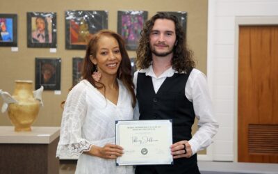 Hinds CC recognizes Honors awards, mentors